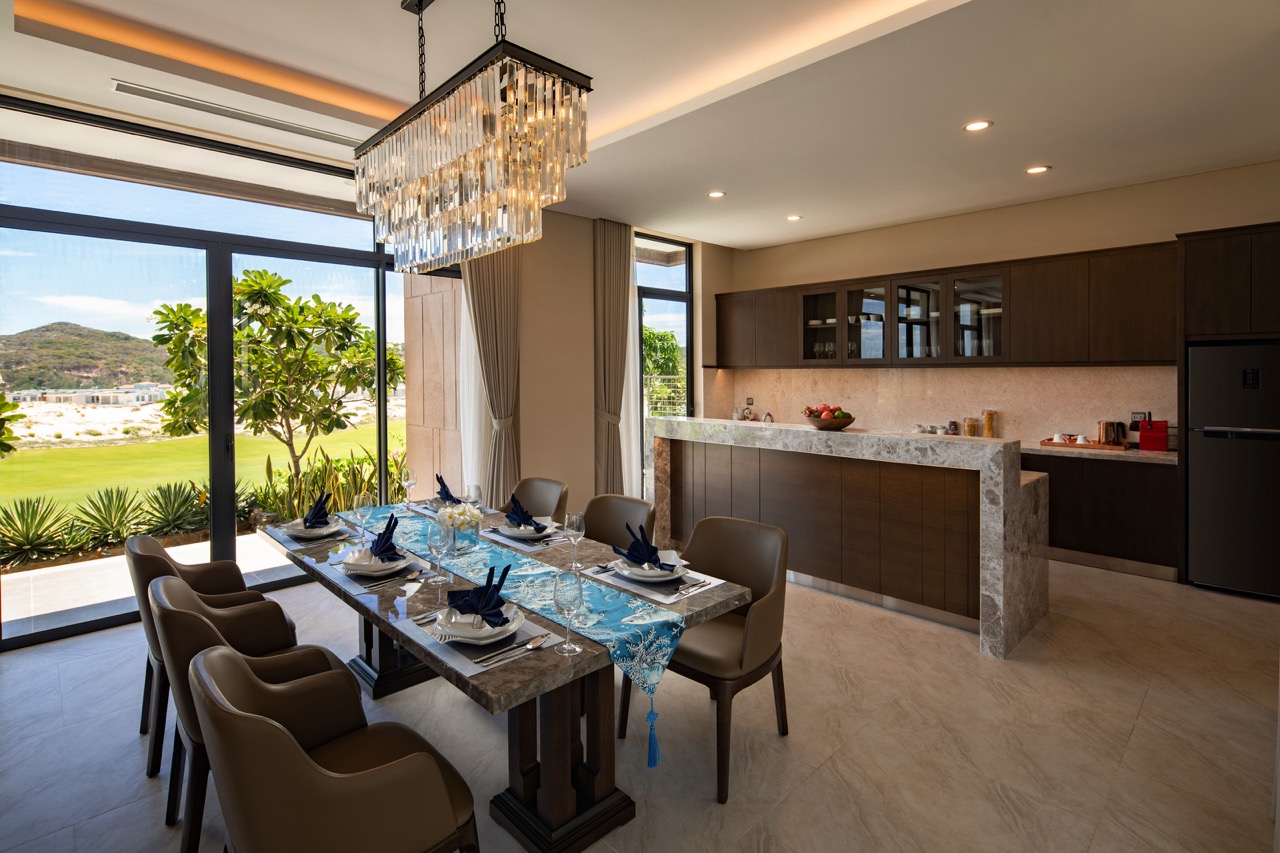 Whgcr The Kitchen Large